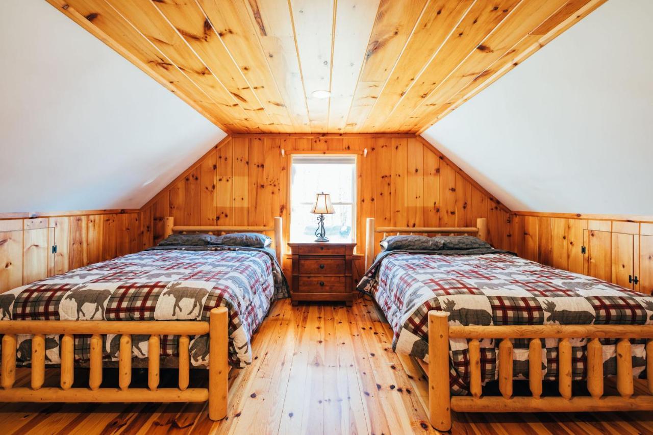 Ski Chalet W-Hot Tub, Only 3 Min To Sunday River Ski Lifts! Bethel Ngoại thất bức ảnh